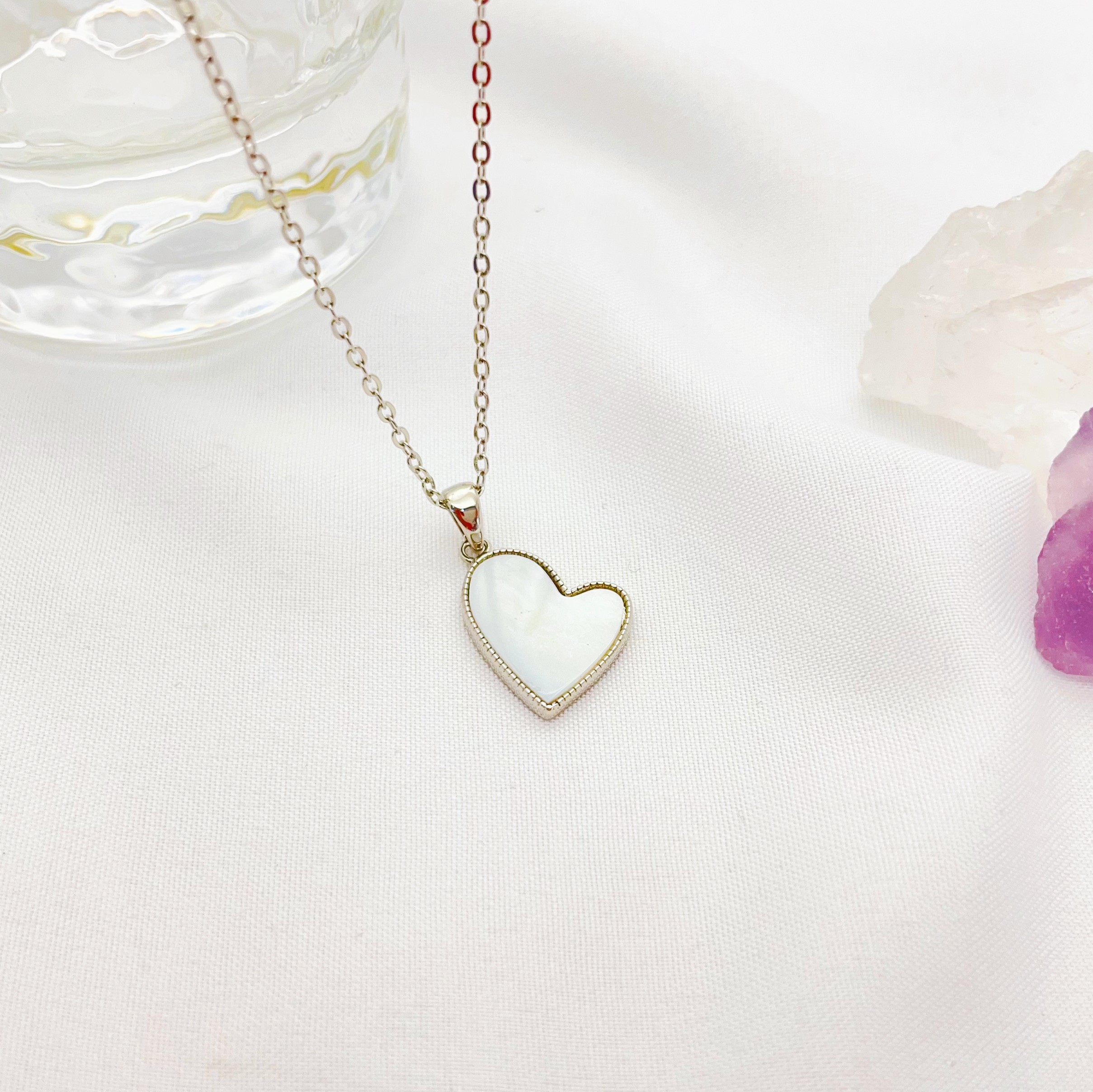Heart-Shaped White Mother of Pearl Necklace